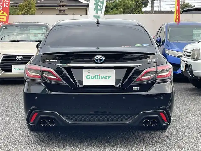 トヨタ クラウン ハイブリッド RS アドバンス 大分県 2021(令3)年 3万km ブラック ワンオーナー/サンルーフ/ブラックレザーシート/メーカーナビ 【フルセグ/DVD/BTオーディオ】/全方位カメラ/純正18インチアルミホイール/プリクラッシュセーフティ/レーンアシスト/ブラインドスポットモニター/リヤクロストラフィックアラート/ヘッドアップディスプレイ/ロードサインアシスト/パーキングサポート/デジタルインナーミラー/前後クリアランスソナー/電動パーキングブレーキ/ビルトインETC2.0/前席パワーシート/前席シートヒーター/前席エアーシート/トランクイージークローザー/後席充電用USBソケット×2/LEDヘッドライト/LEDフォグランプ/オートマチックハイビーム/オートライト/レザーステアリング/ハンドルヒーター/電動チルトステアリング/ステアリングリモコン/パドルシフト/オートワイパー/ミラーヒーター/横滑り防止装置/エンジンプッシュスタート/ドアバイザー/フロアマット/オートリトラミラー/サイド＆カーテン＆Wエアバッグ/ABS/スマートキー×2/カードキー/保証書/車両取説/ナビ取説