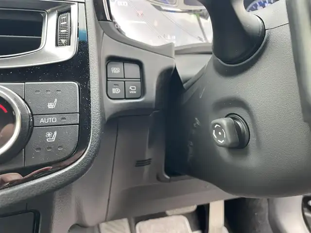 トヨタ クラウン ハイブリッド RS アドバンス 大分県 2021(令3)年 3万km ブラック ワンオーナー/サンルーフ/ブラックレザーシート/メーカーナビ 【フルセグ/DVD/BTオーディオ】/全方位カメラ/純正18インチアルミホイール/プリクラッシュセーフティ/レーンアシスト/ブラインドスポットモニター/リヤクロストラフィックアラート/ヘッドアップディスプレイ/ロードサインアシスト/パーキングサポート/デジタルインナーミラー/前後クリアランスソナー/電動パーキングブレーキ/ビルトインETC2.0/前席パワーシート/前席シートヒーター/前席エアーシート/トランクイージークローザー/後席充電用USBソケット×2/LEDヘッドライト/LEDフォグランプ/オートマチックハイビーム/オートライト/レザーステアリング/ハンドルヒーター/電動チルトステアリング/ステアリングリモコン/パドルシフト/オートワイパー/ミラーヒーター/横滑り防止装置/エンジンプッシュスタート/ドアバイザー/フロアマット/オートリトラミラー/サイド＆カーテン＆Wエアバッグ/ABS/スマートキー×2/カードキー/保証書/車両取説/ナビ取説