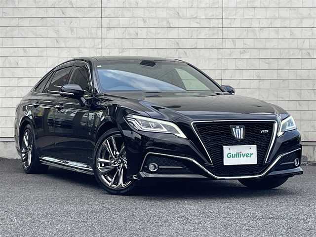 トヨタ クラウン ハイブリッド RS アドバンス 大分県 2021(令3)年 3万km ブラック ワンオーナー/サンルーフ/ブラックレザーシート/メーカーナビ 【フルセグ/DVD/BTオーディオ】/全方位カメラ/純正18インチアルミホイール/プリクラッシュセーフティ/レーンアシスト/ブラインドスポットモニター/リヤクロストラフィックアラート/ヘッドアップディスプレイ/ロードサインアシスト/パーキングサポート/デジタルインナーミラー/前後クリアランスソナー/電動パーキングブレーキ/ビルトインETC2.0/前席パワーシート/前席シートヒーター/前席エアーシート/トランクイージークローザー/後席充電用USBソケット×2/LEDヘッドライト/LEDフォグランプ/オートマチックハイビーム/オートライト/レザーステアリング/ハンドルヒーター/電動チルトステアリング/ステアリングリモコン/パドルシフト/オートワイパー/ミラーヒーター/横滑り防止装置/エンジンプッシュスタート/ドアバイザー/フロアマット/オートリトラミラー/サイド＆カーテン＆Wエアバッグ/ABS/スマートキー×2/カードキー/保証書/車両取説/ナビ取説