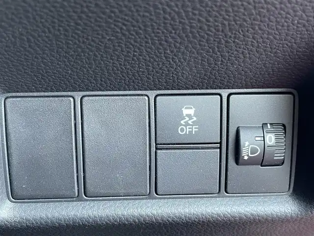 ホンダ フィット e:HEVホーム ブラックスタイル 群馬県 2024(令6)年 0.9万km プレミアムクリスタルレッドM ワンオーナー/純正ディスプレイオーディオ/バックカメラ/ホンダセンシング/ＬＥＤヘッドライト/純正ドライブレコーダー前後カメラ/ステアリングリモコン/スマートキー/保証書/取説/スペアキーｘ１