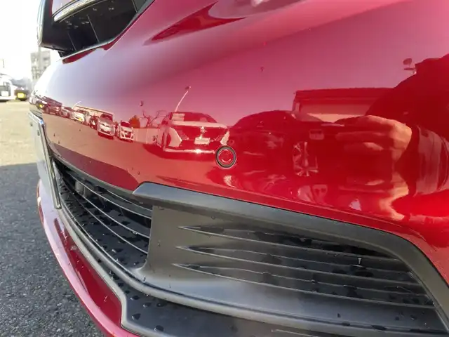 ホンダ フィット e:HEVホーム ブラックスタイル 群馬県 2024(令6)年 0.9万km プレミアムクリスタルレッドM ワンオーナー/純正ディスプレイオーディオ/バックカメラ/ホンダセンシング/ＬＥＤヘッドライト/純正ドライブレコーダー前後カメラ/ステアリングリモコン/スマートキー/保証書/取説/スペアキーｘ１