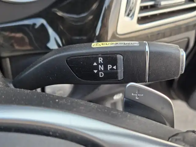 メルセデス・ベンツ ＣＬＳ２２０ｄ 鹿児島県 2016(平28)年 7.6万km オブシディアンブラック アダプティブクルーズコントロール　/全席シートヒーター　/Ｄ＋Ｎ席パワーシート　/ＥＴＣ　/純正ＨＤＤナビ　/Ｂｌｕｅｔｏｏｔｈオーディオ　/ディーゼルターボ　/前後コーナーセンサー　/ＬＥＤヘッドライト/横滑り防止装置/レーンキープアシスト/エアバッグ(W＋サイド)/カーテンエアバッグ/プッシュスタート/スマートキー/MTモード付きAT/パドルシフト