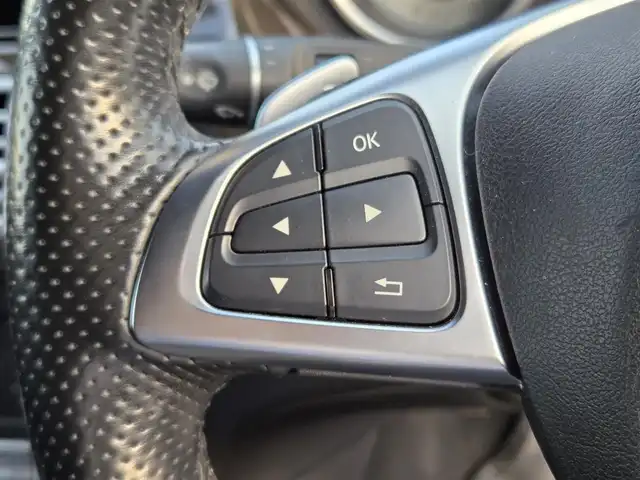 メルセデス・ベンツ ＣＬＳ２２０ｄ 鹿児島県 2016(平28)年 7.6万km オブシディアンブラック アダプティブクルーズコントロール　/全席シートヒーター　/Ｄ＋Ｎ席パワーシート　/ＥＴＣ　/純正ＨＤＤナビ　/Ｂｌｕｅｔｏｏｔｈオーディオ　/ディーゼルターボ　/前後コーナーセンサー　/ＬＥＤヘッドライト/横滑り防止装置/レーンキープアシスト/エアバッグ(W＋サイド)/カーテンエアバッグ/プッシュスタート/スマートキー/MTモード付きAT/パドルシフト