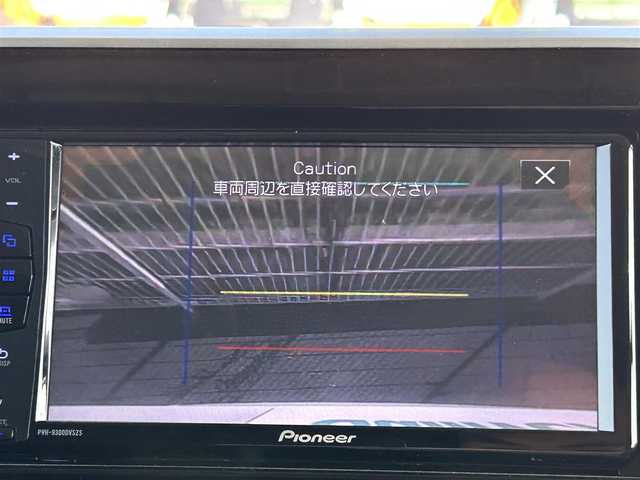 スズキ スペーシア HYBRID X 福岡県 2018(平30)年 2.2万km ピュアホワイトP ・純正7インチナビ（Bluetooth/DVD/CD/AM/FM/USB）/・バックカメラ/・衝突被害軽減システム/・横滑り防止装置/・レーンキープアシスト/・クリアランスソナー/・LEDヘッドライト/・フォグランプ/・両側パワースライドドア/・D席シートヒーター/・電動格納ミラー/・純正ドアバイザー/・純正サンシェード/・ステアリングスイッチ/・エンジンスタートボタン/・スマートキー/・スペアキー/・エンジンスターター/・保証書/・取扱説明書/・記録簿/・ワンオーナー