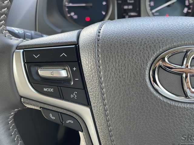 トヨタ ランドクルーザー プラド TX Lパッケージ 兵庫県 2023(令5)年 1.8万km ホワイトパールクリスタルシャイン ワンオーナー/保証書・取説・有/社外メモリーナビ・フルセグ・BT・CD・DVD・FM・AM・HDMI・USB/ETC/バックカメラ/前後ドライブレコーダー/追尾機能付きクルーズコントロール/車線逸脱防止支援システム/衝突被害軽減ブレーキ/コーナーセンサー/シートクーラー/シートヒーター/プッシュスタート/スマートキー×2/純正フロアマット/純正ドアバイザー