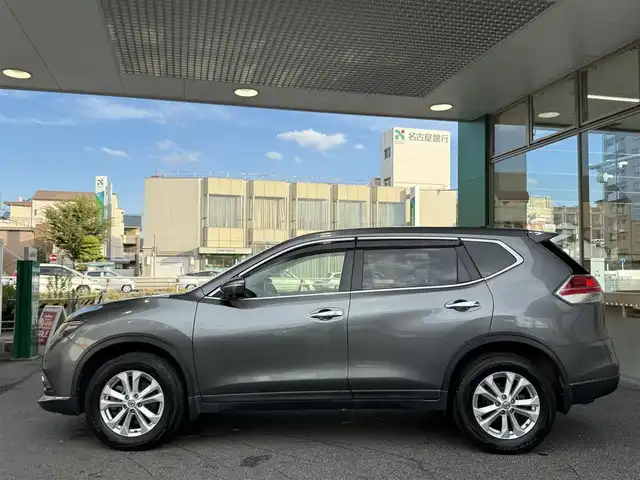 日産 エクストレイル 20X エマージェンシーブレーキ 愛知県 2014(平26)年 7.8万km ダークメタルグレー /禁煙車//NissanConnectナビ//フルセグ/Bluetooth/CD/DVD/MSV/USB/AUX//アラウンドビューモニター//ビルトインETC//純正ドライブレコーダー//カプロンシート//シートヒーター//インテリジェントパーキングアシスト//エマージェンシーブレーキ//車線逸脱警報(LDW)//後側方車両検知警報(BSW)//ふらつき警報//進入禁止標識検知//フロント・リアソナー//コーナリングスタビリティアシスト//アクティブエンジンブレーキ//VDC//純正17インチアルミホイール//LEDオートヘッドライト//バイカラーフォグランプ//ウェルカムライト//クルーズコントロール//アイドリングストップ//プッシュスタート//スペアスマートキー//革巻きステアリング//ステアリングリモコン//チルト＆テレスコピックステアリング//オートリトラクタブルウィンカーミラー//純正フロアマット//純正ドアバイザー//コンフォートフラッシャー//リバース連動ワイパー//シートリフター//保証書//取扱説明書//ナビ取扱説明書//点検整備記録簿H26.27.29.30.R1.3.5