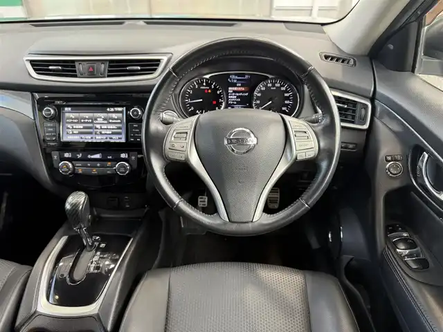 日産 エクストレイル 20X エマージェンシーブレーキ 愛知県 2014(平26)年 7.8万km ダークメタルグレー /禁煙車//NissanConnectナビ//フルセグ/Bluetooth/CD/DVD/MSV/USB/AUX//アラウンドビューモニター//ビルトインETC//純正ドライブレコーダー//カプロンシート//シートヒーター//インテリジェントパーキングアシスト//エマージェンシーブレーキ//車線逸脱警報(LDW)//後側方車両検知警報(BSW)//ふらつき警報//進入禁止標識検知//フロント・リアソナー//コーナリングスタビリティアシスト//アクティブエンジンブレーキ//VDC//純正17インチアルミホイール//LEDオートヘッドライト//バイカラーフォグランプ//ウェルカムライト//クルーズコントロール//アイドリングストップ//プッシュスタート//スペアスマートキー//革巻きステアリング//ステアリングリモコン//チルト＆テレスコピックステアリング//オートリトラクタブルウィンカーミラー//純正フロアマット//純正ドアバイザー//コンフォートフラッシャー//リバース連動ワイパー//シートリフター//保証書//取扱説明書//ナビ取扱説明書//点検整備記録簿H26.27.29.30.R1.3.5