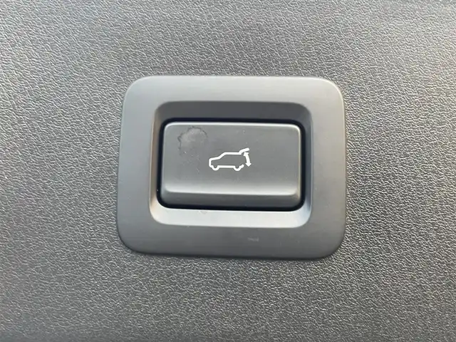 マツダ ＣＸ－５ XD プロアクティブ 東京都 2022(令4)年 1.6万km スノーフレイクホワイトパールマイカ  i‐ACTIVSENSE/・スマートシティブレーキサポート/・車線逸脱警報システム/・レーダークルーズコントロール /・誤発進抑制制御/・360°ビューモニター/・純正ナビ /＜AM/FM/BT /USB＞/・前後ドライブレコーダー/・パドルシフト/・ETC/・パワーシート/・パワーリアゲート/・シートヒーター /・ステアリングヒーター/・SRSエアバッグ（運転席/助手席/サイド/カーテン）/・純正１７インチアルミホイール/・LEDヘッドライト