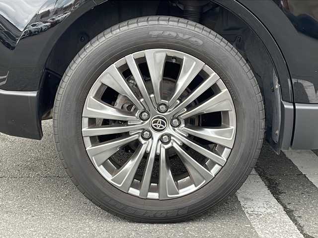 トヨタ ハリアー ハイブリッド Z レザーパッケージ 山形県 2020(令2)年 5.4万km ブラック 禁煙車/パノラマルーフ/レザーシート/Toyota Safety Sense/・プリクラッシュセーフティ/・レーントレーシングアシスト/・レーダークルーズコントロール/・ロードサインアシスト/・発進遅れ告知機能/・プロアクティブドライビングアシスト/・ドライバー異常時対応システム/・オートマチックハイビーム/JBLサウンド/パノラミックビューモニター/純正ナビ(BT.USB.AUX.MiraCast)/フルセグ/シートヒーター/ベンチレーション/デジタルインナーミラー/ETC2.0/電動パーキングブレーキ/オートホールド/ステアリングヒーター/パワーバックドア/GPSレーダー/LEDヘッドライト/プッシュスタート/スマートキー