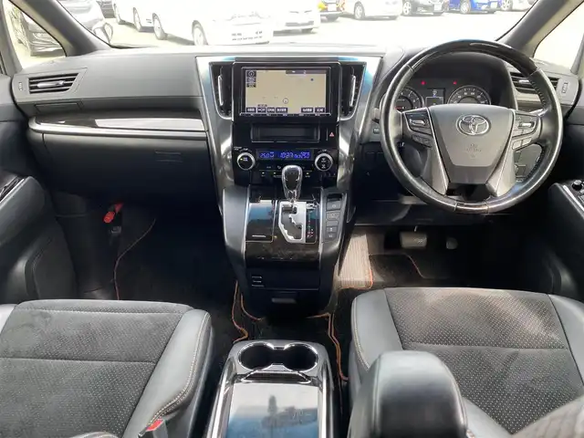 トヨタ アルファード S Aパッケージ タイプブラック 福岡県 2017(平29)年 7.9万km ホワイトパールクリスタルシャイン 純正ナビ/CD/DVD/BT/フルセグ/バックカメラ/両側パワースライドドア/サンルーフ/プリクラッシュセーフティ/ACC/クリアランスソナー/オットマン/パワーバックドア