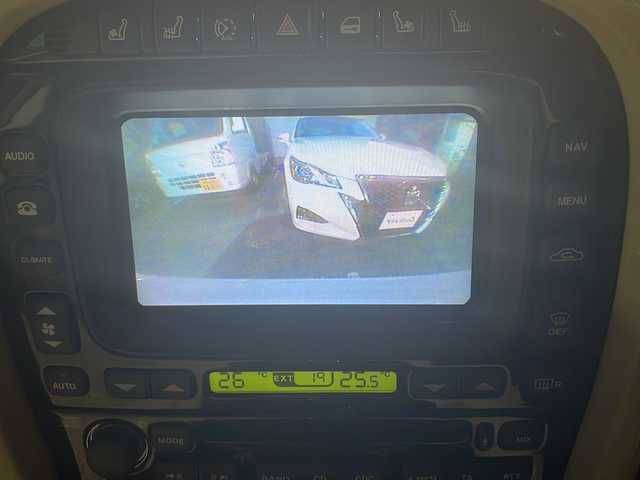 ジャガー ＸＪ 3．0 Executive 東京都 2009(平21)年 5.6万km ポーセリンホワイト DVDナビ/バックカメラ/クルーズコントロール/ETC/電動パーキングブレーキ/革シート/シートヒーター/バーウォールナット木目調インパネ/純正アルミホイール/パワーシート（D/N）/ハロゲンヘッドライト/横滑り防止装置/カーテンエアバック/盗難防止装置/