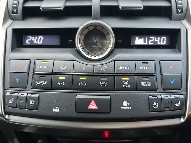 レクサス ＮＸ 300h Fスポーツ 島根県 2017(平29)年 4.8万km ホワイトノーヴァガラスフレーク 登録時走行距離47331km/保証書/取扱説明書/純正メーカーカーナビ/フルセグTV/Bluetooth/横滑り防止装置/クルーズコントロール/レーンキープアシスト/衝突被害軽減ブレーキ/バックカメラ/3眼LEDヘッドライト/オートマチックハイビーム/ステアリングヒーター/ドライブレコーダー/シートヒーター/エアシート/ウィンカーミラー/プッシュスタート/スマートキー/スペアキー/カードキー/ETC2.0/18インチ純正アルミ