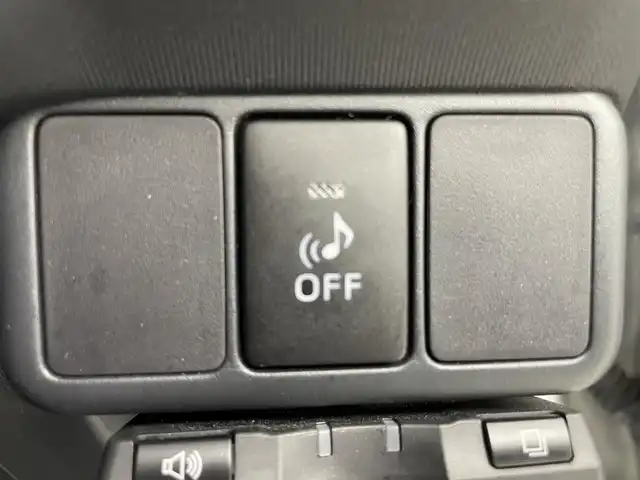 トヨタ アクア S 熊本県 2013(平25)年 8.2万km シルバーM 禁煙車　/純正ナビNSCP-W62（ＢＴ・ワンセグ・ＳＤ・AM・FM）/バックカメラ　/社外前後ドライブレコーダー　/ＥＴＣ　/横滑り防止　/純正フロアマット　/電動格納ミラー　/パワーステアリング　/パワーウインドウ　/オートライト/スマートキー/プッシュスタート