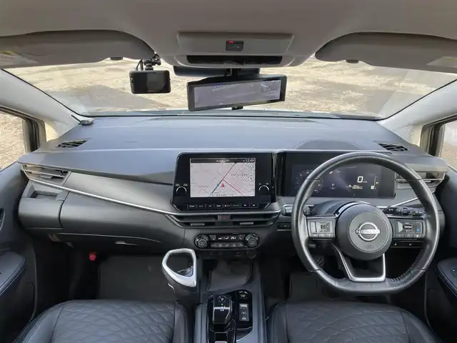 日産 ノート オーテック クロスオーバーFOUR 道央・札幌 2022(令4)年 6万km ダークメタルグレー ４WD/ワンオーナー/純正メーカーナビ/AM/FM/BT/フルセグ/エマージェンシーブレーキ/横滑り防止装置/レーダークルーズコントロール/レーンキープアシスト/クリアランスソナー/パーキングセンサー/アラウンドビューモニター/ビルトインETC2.0/ドライブレコーダー/ハンドル支援/EVMODE/D-MODE/前席シートヒーター/レザーシート/革巻きステアリング/ステアリングリモコン/ハンドルヒーター/置くだけ充電/電動パーキング/オートブレーキホールド/プッシュスタート/スマートキー/LEDヘッドライト/オートライト/フォグランプ/電動格納ミラー/フロアマット/ドアバイザー/スペアキー/純正エンジンスターター/純正AW夏タイヤ積込/195/60/R16/2021年/山5mm