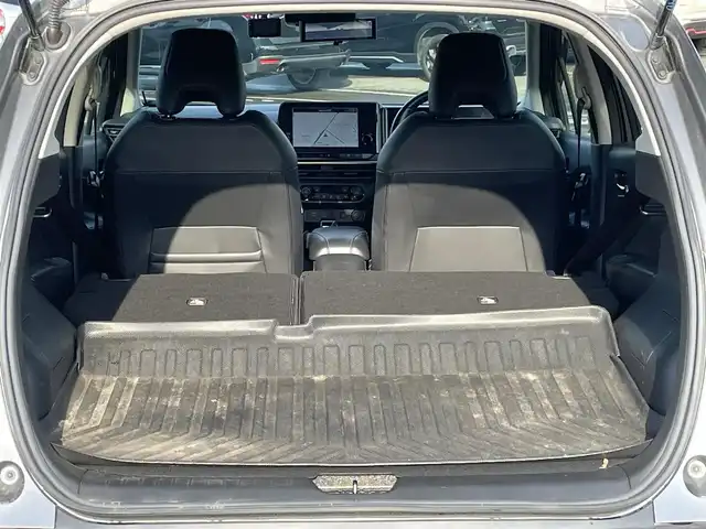 日産 ノート オーテック クロスオーバーFOUR 道央・札幌 2022(令4)年 6万km ダークメタルグレー ４WD/ワンオーナー/純正メーカーナビ/AM/FM/BT/フルセグ/エマージェンシーブレーキ/横滑り防止装置/レーダークルーズコントロール/レーンキープアシスト/クリアランスソナー/パーキングセンサー/アラウンドビューモニター/ビルトインETC2.0/ドライブレコーダー/ハンドル支援/EVMODE/D-MODE/前席シートヒーター/レザーシート/革巻きステアリング/ステアリングリモコン/ハンドルヒーター/置くだけ充電/電動パーキング/オートブレーキホールド/プッシュスタート/スマートキー/LEDヘッドライト/オートライト/フォグランプ/電動格納ミラー/フロアマット/ドアバイザー/スペアキー/純正エンジンスターター/純正AW夏タイヤ積込/195/60/R16/2021年/山5mm