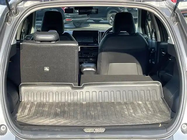 日産 ノート オーテック クロスオーバーFOUR 道央・札幌 2022(令4)年 6万km ダークメタルグレー ４WD/ワンオーナー/純正メーカーナビ/AM/FM/BT/フルセグ/エマージェンシーブレーキ/横滑り防止装置/レーダークルーズコントロール/レーンキープアシスト/クリアランスソナー/パーキングセンサー/アラウンドビューモニター/ビルトインETC2.0/ドライブレコーダー/ハンドル支援/EVMODE/D-MODE/前席シートヒーター/レザーシート/革巻きステアリング/ステアリングリモコン/ハンドルヒーター/置くだけ充電/電動パーキング/オートブレーキホールド/プッシュスタート/スマートキー/LEDヘッドライト/オートライト/フォグランプ/電動格納ミラー/フロアマット/ドアバイザー/スペアキー/純正エンジンスターター/純正AW夏タイヤ積込/195/60/R16/2021年/山5mm