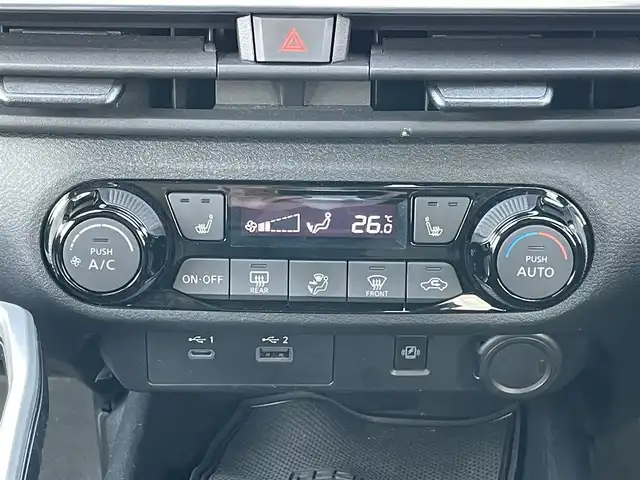 日産 ノート オーテック クロスオーバーFOUR 道央・札幌 2022(令4)年 6万km ダークメタルグレー ４WD/ワンオーナー/純正メーカーナビ/AM/FM/BT/フルセグ/エマージェンシーブレーキ/横滑り防止装置/レーダークルーズコントロール/レーンキープアシスト/クリアランスソナー/パーキングセンサー/アラウンドビューモニター/ビルトインETC2.0/ドライブレコーダー/ハンドル支援/EVMODE/D-MODE/前席シートヒーター/レザーシート/革巻きステアリング/ステアリングリモコン/ハンドルヒーター/置くだけ充電/電動パーキング/オートブレーキホールド/プッシュスタート/スマートキー/LEDヘッドライト/オートライト/フォグランプ/電動格納ミラー/フロアマット/ドアバイザー/スペアキー/純正エンジンスターター/純正AW夏タイヤ積込/195/60/R16/2021年/山5mm