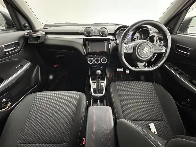 スズキ スイフト HYBRID RS 道央・札幌 2018(平30)年 6.5万km プレミアムシルバーメタリック ・４WD/・カロッツェリアDA（FH-8500DVS）/　CD/DVD/BT/　ステアリングスイッチ非連動/・カロッツェリア サブウーファー/・JBLクロスオーバーネットワーク/・バックカメラ/・ビルトインETC/・外エンジンスターター/・外ドライブレコーダー前方/・外LEDルームランプ（車種専用品）/・外足回り/・外パドルシフト/・シートヒーター（D+N）/・オートライト/・LEDヘッドライト/・前後フォグランプ/・ドアミラーウィンカー/・ミラーヒーター/・ドアバイザー/・フロアマット/・プッシュスタート/・スマートキー