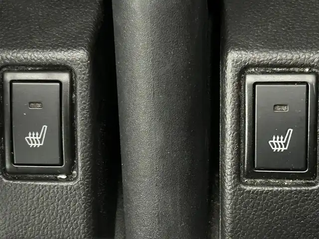 スズキ スイフト HYBRID RS 道央・札幌 2018(平30)年 6.5万km プレミアムシルバーメタリック ・４WD/・カロッツェリアDA（FH-8500DVS）/　CD/DVD/BT/　ステアリングスイッチ非連動/・カロッツェリア サブウーファー/・JBLクロスオーバーネットワーク/・バックカメラ/・ビルトインETC/・外エンジンスターター/・外ドライブレコーダー前方/・外LEDルームランプ（車種専用品）/・外足回り/・外パドルシフト/・シートヒーター（D+N）/・オートライト/・LEDヘッドライト/・前後フォグランプ/・ドアミラーウィンカー/・ミラーヒーター/・ドアバイザー/・フロアマット/・プッシュスタート/・スマートキー