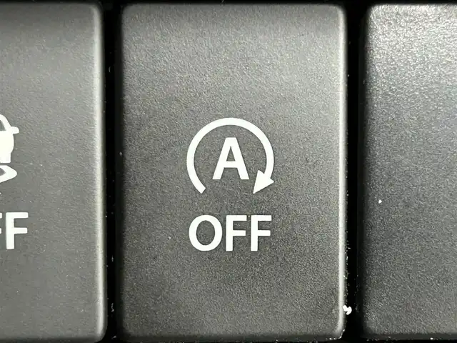 スズキ スイフト HYBRID RS 道央・札幌 2018(平30)年 6.5万km プレミアムシルバーメタリック ・４WD/・カロッツェリアDA（FH-8500DVS）/　CD/DVD/BT/　ステアリングスイッチ非連動/・カロッツェリア サブウーファー/・JBLクロスオーバーネットワーク/・バックカメラ/・ビルトインETC/・外エンジンスターター/・外ドライブレコーダー前方/・外LEDルームランプ（車種専用品）/・外足回り/・外パドルシフト/・シートヒーター（D+N）/・オートライト/・LEDヘッドライト/・前後フォグランプ/・ドアミラーウィンカー/・ミラーヒーター/・ドアバイザー/・フロアマット/・プッシュスタート/・スマートキー