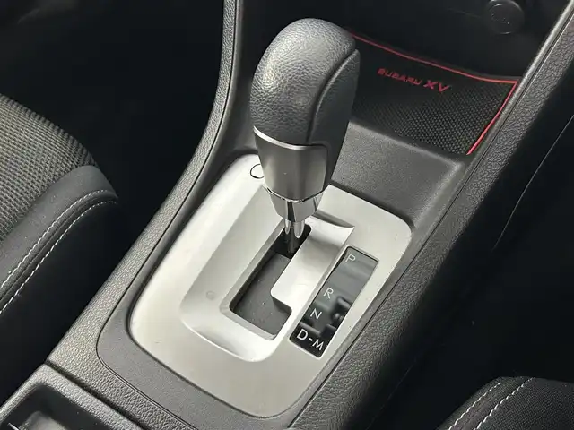 スバル インプレッサ ＸＶ 2．0i－L アイサイト 佐賀県 2014(平26)年 8.8万km デザートカーキ 社外7インチナビ/ワンセグTV/Bluetooth/CD/DVD/バックカメラ/運転席・助手席パワーシート/ETC/純正17インチアルミホイール/アダクティブクルーズコントロール/アイサイト/衝突被害軽減システム/キセノンヘッドライト/スマートキー/プッシュスタートボタン
