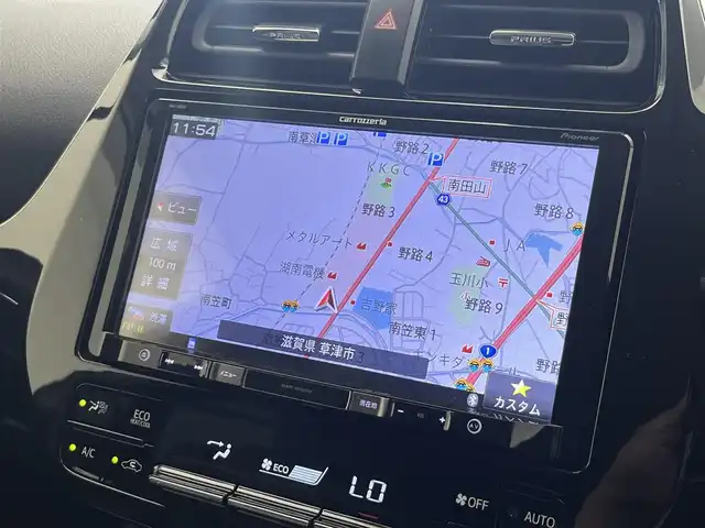トヨタ プリウス Sツーリングセレクション 滋賀県 2020(令2)年 6.7万km アティチュードブラックマイカ 純正９インチナビ/CD/DVD/Bluetooth/フルセグテレビ/パノラミックビューモニター/セーフティセンス/・プリクラッシュセーフティ/・レーントレーシングアシスト/・オートハイビーム/・レーダークルーズコントロール/・ロードサインアシスト/・先行車発進告知機能/インテリジェントクリアランスソナー/LEDヘッドライト/フォグランプ/オートライト/合皮シート/D/N席シートヒーター/ビルトインETC/AC100V/プッシュスタート /スマートキー