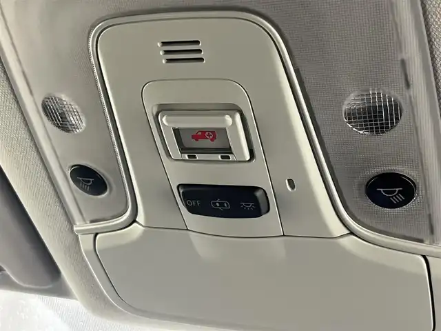 トヨタ プリウス Sツーリングセレクション 滋賀県 2020(令2)年 6.7万km アティチュードブラックマイカ 純正９インチナビ/CD/DVD/Bluetooth/フルセグテレビ/パノラミックビューモニター/セーフティセンス/・プリクラッシュセーフティ/・レーントレーシングアシスト/・オートハイビーム/・レーダークルーズコントロール/・ロードサインアシスト/・先行車発進告知機能/インテリジェントクリアランスソナー/LEDヘッドライト/フォグランプ/オートライト/合皮シート/D/N席シートヒーター/ビルトインETC/AC100V/プッシュスタート /スマートキー
