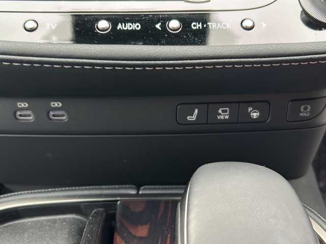 レクサス ＬＳ 500h Iパッケージ 東京都 2023(令5)年 3.5万km グラファイトブラックガラスフレーク ワンオーナー/レクサス純正ナビ/フルセグ/全方位カメラ/レザーシート/シートヒーター/シートベンチレーター/ステアリングヒーター/アダプティブクルーズコントロール/レーンキープアシスト/オートマチックハイビーム/ヘッドアップディスプレイ/パワーバックドア/デジタルインナーミラー/ドライブレコーダー