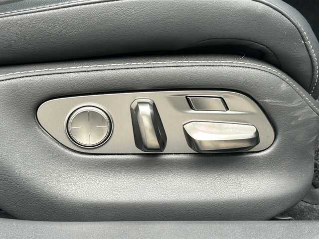 レクサス ＬＳ 500h Iパッケージ 東京都 2023(令5)年 3.5万km グラファイトブラックガラスフレーク ワンオーナー/レクサス純正ナビ/フルセグ/全方位カメラ/レザーシート/シートヒーター/シートベンチレーター/ステアリングヒーター/アダプティブクルーズコントロール/レーンキープアシスト/オートマチックハイビーム/ヘッドアップディスプレイ/パワーバックドア/デジタルインナーミラー/ドライブレコーダー