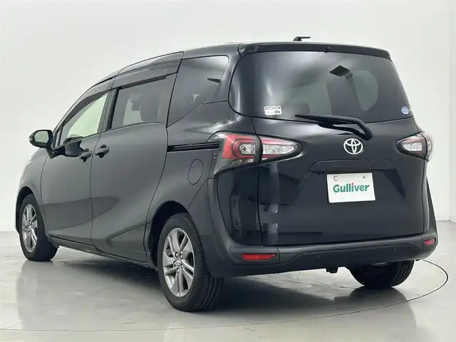 トヨタ シエンタ G クエロ 熊本県 2018(平30)年 6万km ブラックマイカ 禁煙車　/純正ナビNSZT-W68T（ＣＤ・ＤＶＤ・フルセグ・ＢＴ・ＵＳＢ）/パノラミックビュモニター　/純正前後ドライブレコーダー　/ビルトインＥＴＣ　/両側パワースライドドア　/前席シートヒーター　/ステアリングヒーター/前後クリアランスソナー　/衝突軽減ブレーキ/レーンキープアシスト/横滑り防止/アイドリングストップ/パーキングブレーキサポート/ハーフレザーシート/純正フロアマット/純正１５インチAW/オートライト/オートマチックハイビーム/LEDヘッドライト/フォグライト/スマートキー/プッシュスタート/保証書/取扱説明書