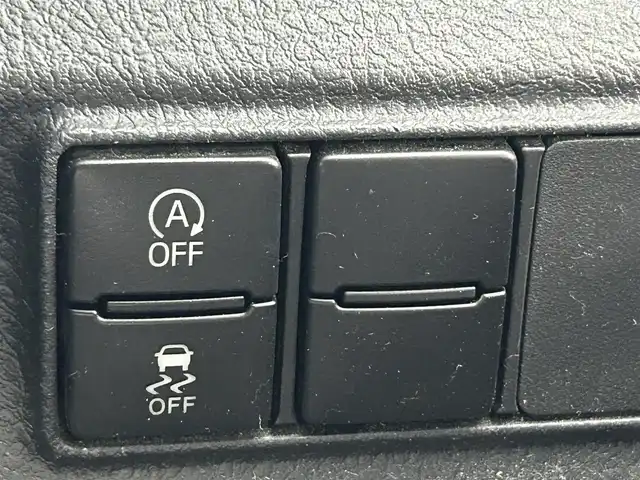 トヨタ シエンタ G クエロ 熊本県 2018(平30)年 6万km ブラックマイカ 禁煙車　/純正ナビNSZT-W68T（ＣＤ・ＤＶＤ・フルセグ・ＢＴ・ＵＳＢ）/パノラミックビュモニター　/純正前後ドライブレコーダー　/ビルトインＥＴＣ　/両側パワースライドドア　/前席シートヒーター　/ステアリングヒーター/前後クリアランスソナー　/衝突軽減ブレーキ/レーンキープアシスト/横滑り防止/アイドリングストップ/パーキングブレーキサポート/ハーフレザーシート/純正フロアマット/純正１５インチAW/オートライト/オートマチックハイビーム/LEDヘッドライト/フォグライト/スマートキー/プッシュスタート/保証書/取扱説明書