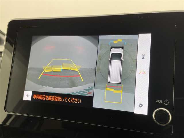 トヨタ ノア ハイブリッド S－Z 岡山県 2024(令6)年 0.9万km ホワイトパールクリスタルシャイン ワンオーナー/パノラミックビューモニター/ユニバーサルステップ/デジタルインナーミラー/ブラインドスポットモニター/ヘッドアップディスプレイ/ビルトインETC2.0/純正7インチディスプレイオーディオ/DVD/CD/地デジ/カープレイ/USB/トヨタセーフティセンス/前後ドラレコ/コーナーセンサー/シートヒーター/ハーフレザーシート（合皮）/両側パワースライドドア/オートハイビーム/レーダークルーズコントロール/AC100V/純正フロアマット