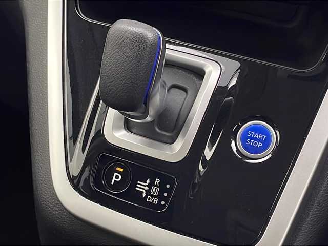 日産 セレナ e－パワー ハイウェイスター V 宮城県 2019(令1)年 6万km ダイヤモンドブラック 純正９型ナビ　/フリップダウンモニター　/アラウンドビューモニター　/両側オートスライドドア/ハンズフリーオートスライドドア　/シートヒーター　/ステアリングヒーター/エマージェンシーブレーキ　/車線逸脱警報　/クルーズコントロール　/ＬＥＤヘッドライト/フォグランプ/フルセグTV/Bluetoothオーディオ　/前後ドライブレコーダー/禁煙車