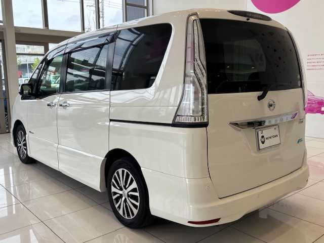 日産 セレナ HWS S HV Vセレ +Sefty 埼玉県 2015(平27)年 6.5万km ブリリアントホワイトパール エマージェンシーブレーキ /純正SDナビ /　　CD/DVD/BT/フルセグ/AUX /アラウンドビューモニター /両側パワースライドドア/クルーズコントロール /LEDオートライト/純正16インチアルミホイール /ステアリングスイッチ/アイドリングストップ/スマートキー/ETC/禁煙車