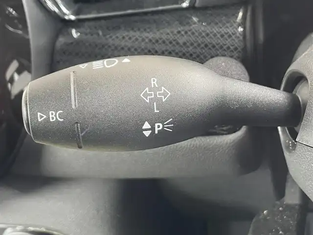 ＭＩＮＩ ＢＭＷ ミニ クラブマン クーパーD 茨城県 2023(令5)年 1.1万km 白 ワンオーナー/純正ナビ/アダクティブ・クルーズ・コントロール/Bluetooth接続/AppleCarPlay/ドライブレコーダー/シートヒーター/パーキングアシスト/ETC/コーナーセンサー/アイドリングストップ/革巻きステアリング/ステアリングスイッチ/純正フロアマット/ハーフレザーシート/フォグランプ/LEDヘッドライト/レーンキープアシスト/横滑り防止機能/オートライト/オートエアコン