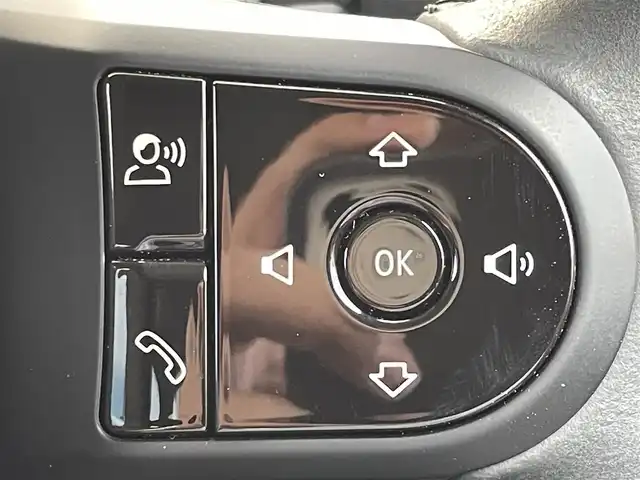 ＭＩＮＩ ＢＭＷ ミニ クラブマン クーパーD 茨城県 2023(令5)年 1.1万km 白 ワンオーナー/純正ナビ/アダクティブ・クルーズ・コントロール/Bluetooth接続/AppleCarPlay/ドライブレコーダー/シートヒーター/パーキングアシスト/ETC/コーナーセンサー/アイドリングストップ/革巻きステアリング/ステアリングスイッチ/純正フロアマット/ハーフレザーシート/フォグランプ/LEDヘッドライト/レーンキープアシスト/横滑り防止機能/オートライト/オートエアコン