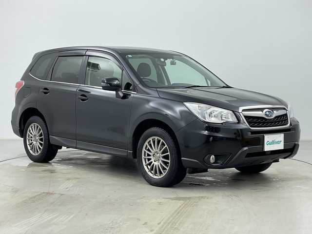 スバル フォレスター 2．0i－L 道央・札幌 2013(平25)年 5.6万km クリスタルブラックシリカ ・４WD/・寒冷地仕様/・社外SDナビTV/・CD&DVD&BT/・社外前後ドラレコ/・ビルトインETC/・クルーズコントロール/・パドルシフト/・バックカメラ/・ステアリングスイッチ/・フロントワイパーデアイサー/・LEDヘッドライト/・フォグランプ/・リモコンキー