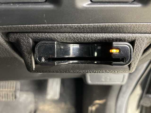 スバル フォレスター 2．0i－L 道央・札幌 2013(平25)年 5.6万km クリスタルブラックシリカ ・４WD/・寒冷地仕様/・社外SDナビTV/・CD&DVD&BT/・社外前後ドラレコ/・ビルトインETC/・クルーズコントロール/・パドルシフト/・バックカメラ/・ステアリングスイッチ/・フロントワイパーデアイサー/・LEDヘッドライト/・フォグランプ/・リモコンキー