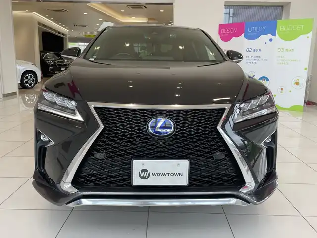 レクサス ＲＸ 450h Fスポーツ 埼玉県 2018(平30)年 5.7万km グラファイトブラックガラスフレーク 純正ナビ/　　CD/DVD/BT/フルセグTV/パノラミックビューモニター/パワーバックドア/レーダークルーズコントロール/LEDオートライト/レザーシート/パワーシート/シートヒーター/エアシート/純正20インチAW/ステアリングヒーター/ステアリングスイッチ/パドルシフト/ヘッドアップディスプレイ/プッシュスタート/ETC/禁煙車