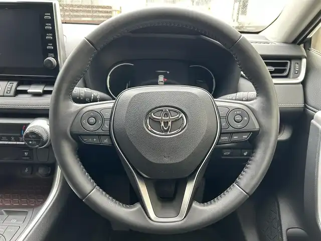 トヨタ ＲＡＶ４ G Zパッケージ 愛知県 2022(令4)年 3.1万km グレーメタリック ワンオーナー/メモリナビ/バックカメラ/アラウンドビューモニター/AppleCarPlay/ウィンカーミラー/ブラインドスポットモニター/追従クルーズコントロール/ステアリングヒーター/プッシュスタート/パワーバックドア/ブレーキホールド/ETC2.0/LEDライト/スペアタイヤ