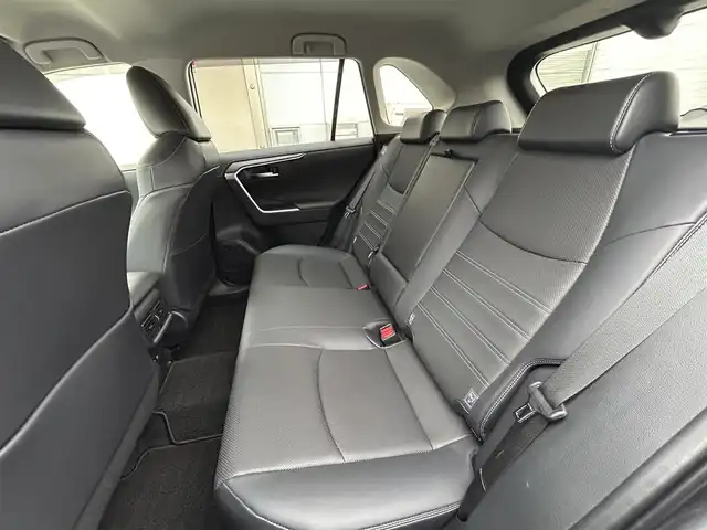 トヨタ ＲＡＶ４ G Zパッケージ 愛知県 2022(令4)年 3.1万km グレーメタリック ワンオーナー/メモリナビ/バックカメラ/アラウンドビューモニター/AppleCarPlay/ウィンカーミラー/ブラインドスポットモニター/追従クルーズコントロール/ステアリングヒーター/プッシュスタート/パワーバックドア/ブレーキホールド/ETC2.0/LEDライト/スペアタイヤ