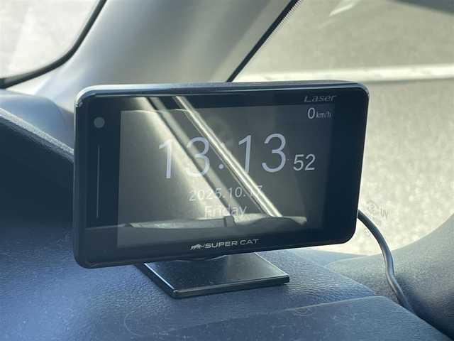 日産 セレナ ハイウェイスター Vセレクション 岡山県 2019(平31)年 4.4万km ブリリアントホワイトパール 登録時走行距離43890キロ/純正SDナビ/AM/FM/Bluetooth/TV/SD/DISC/純正フリップダウンモニター/アラウンドビューモニター/パーキングアシスト/コーナーセンサー/エマージェンシーブレーキ/クルーズコントロール/アイドリングストップ/前後ドライブレコーダー/両側パワースライドドア/LEDヘッドライト/純正16インチAW/プッシュスタート/スマートキー/ETC