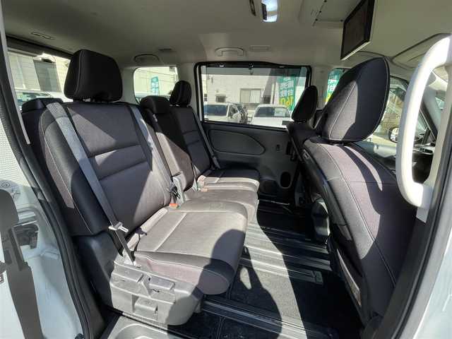 日産 セレナ ハイウェイスター Vセレクション 岡山県 2019(平31)年 4.4万km ブリリアントホワイトパール 登録時走行距離43890キロ/純正SDナビ/AM/FM/Bluetooth/TV/SD/DISC/純正フリップダウンモニター/アラウンドビューモニター/パーキングアシスト/コーナーセンサー/エマージェンシーブレーキ/クルーズコントロール/アイドリングストップ/前後ドライブレコーダー/両側パワースライドドア/LEDヘッドライト/純正16インチAW/プッシュスタート/スマートキー/ETC