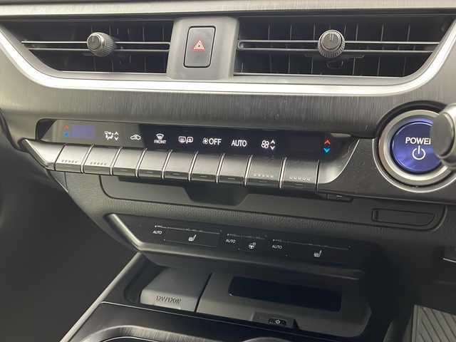 レクサス ＵＸ 250h Fスポーツ 栃木県 2020(令2)年 2.5万km テレーンカーキマイカM ワンオーナー/純正ナビ/AM FM CD USB AUX SD BT Miracast フルセグTV /セーフティシステムプラス/・衝突軽減ブレーキ/・レーンアシスト/・オートマチックハイビーム/・レーダークルーズコントロール/ETC2.0/全周囲カメラ/ドライブレコーダー/電動リアゲート/クリアランスソナー/ブラインドスポットモニター/電子パーキングブレーキ/オートホールド/置くだけ充電/シートヒーター/ステアリングヒーター/パワーシート/LEDヘッドライト/純正アルミホイール/純正フロアマット