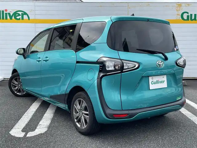 トヨタ シエンタ G 埼玉県 2019(平31)年 12.2万km ラディアントグリーンM 両側パワースライド/純正ナビ/Bluetooth/アラウンドビューカメラ/スマートキー/7人乗り/ドラレコ前後/シートヒーター/ステアリングヒーター/オートハイビーム/レーンキープアシスト/プリクラッシュセーフティー