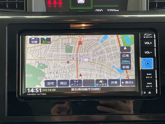 トヨタ ルーミー G 愛知県 2024(令6)年 0.3万km ファイアークォーツレッドM 登録時2250キロ/ワンオーナー/禁煙車/純正メモリナビ・フルセグTV/CD・DVD・Bluetooth再生/全方位カメラ/LEDヘッドライト/クリアランスソナー/両側パワースライドドア/スマートキー/エンジンプッシュスタート/プリクラッシュセーフティ/ドライブレコーダー