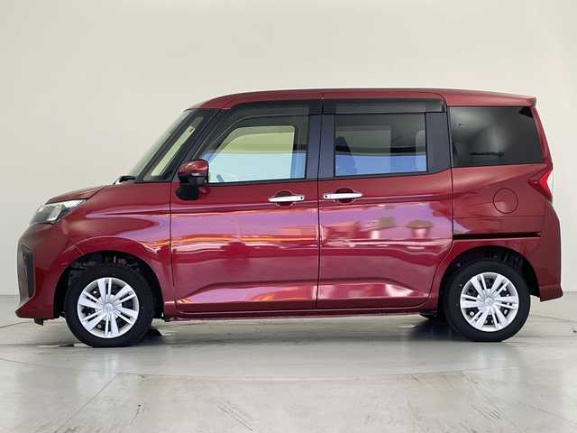 トヨタ ルーミー G 愛知県 2024(令6)年 0.3万km ファイアークォーツレッドM 登録時2250キロ/ワンオーナー/禁煙車/純正メモリナビ・フルセグTV/CD・DVD・Bluetooth再生/全方位カメラ/LEDヘッドライト/クリアランスソナー/両側パワースライドドア/スマートキー/エンジンプッシュスタート/プリクラッシュセーフティ/ドライブレコーダー
