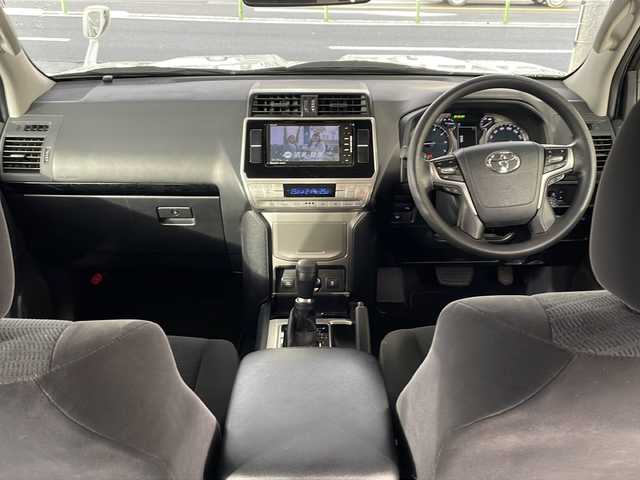 トヨタ ランドクルーザー プラド TX 山形県 2020(令2)年 11.7万km ホワイトパールクリスタルシャイン モデリスタエアロ/社外ナビCD DVD フルセグ BT/バックカメラ/レーダークルーズコントロール/プリクラッシュセーフティ/フロントワイパーディアイサー/LEDヘッドライト/オートライト/クリアランスソナー/ETC
