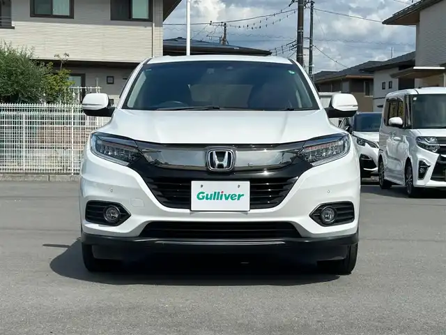 ホンダ ヴェゼル X ホンダセンシング 静岡県 2018(平30)年 6万km プラチナホワイトパール 純正メモリナビ（BT接続、CDチェンジャー、フルセグTV）/バックカメラ/クルーズコントロール（追従走行：有）/ドライブレコーダー/純正フロアマット/純正アルミホイール/D＋N席シートヒーター/スマートキー（スペアキー：1本）/ETC/USB入力端子/ABS/横滑り防止装置/コーナーセンサー/レーンキープアシスト/オートライト/LEDヘッドライト/W＋サイドエアバッグ/カーテンエアバッグ/衝突軽減システム