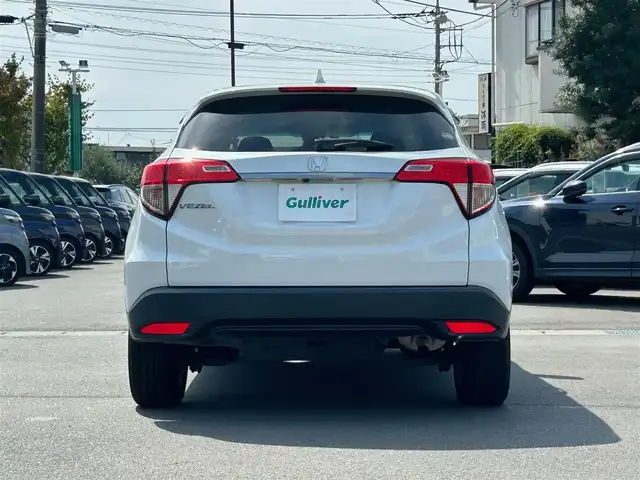 ホンダ ヴェゼル X ホンダセンシング 静岡県 2018(平30)年 6万km プラチナホワイトパール 純正メモリナビ（BT接続、CDチェンジャー、フルセグTV）/バックカメラ/クルーズコントロール（追従走行：有）/ドライブレコーダー/純正フロアマット/純正アルミホイール/D＋N席シートヒーター/スマートキー（スペアキー：1本）/ETC/USB入力端子/ABS/横滑り防止装置/コーナーセンサー/レーンキープアシスト/オートライト/LEDヘッドライト/W＋サイドエアバッグ/カーテンエアバッグ/衝突軽減システム